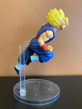 Load image into Gallery viewer, Dragonball Ichiban Super Saiyan Son Gohan 94 Figure Preowned
