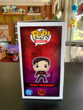 Load image into Gallery viewer, FUNKO POP Batman Beyond Terry McGinnis 560 Limited Chase Edition
