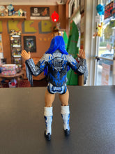 Load image into Gallery viewer, Mattel WWE Elite Series 83 Sasha Banks (no extra Hands)
