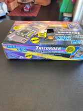 Load image into Gallery viewer, PLAYMATES Star Trek The Next Generation Tricorder Preowned Works!
