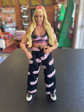 Load image into Gallery viewer, Mattel WWE Elite Series 86 Carmella (no extra hands)

