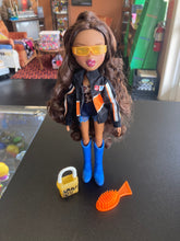 Load image into Gallery viewer, BRATZ Goin’ Out Sasha Doll MGA 2025
