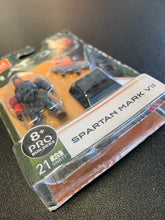 Load image into Gallery viewer, Mega Construx Halo Infinite Spartan Mark VII (Card damage)
