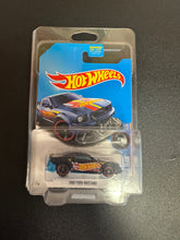 Load image into Gallery viewer, Hot Wheels 2005 Ford Mustang Race Team Super Treasure Hunt
