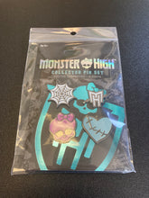 Load image into Gallery viewer, Monster High Collector Pin Set (Blue Logo On Card)
