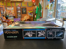 Load image into Gallery viewer, Monogram Star Trek Voyager Maquis Ship (box damage)
