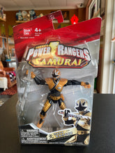 Load image into Gallery viewer, Saban’s Power Rangers Mega Samurai Ranger
