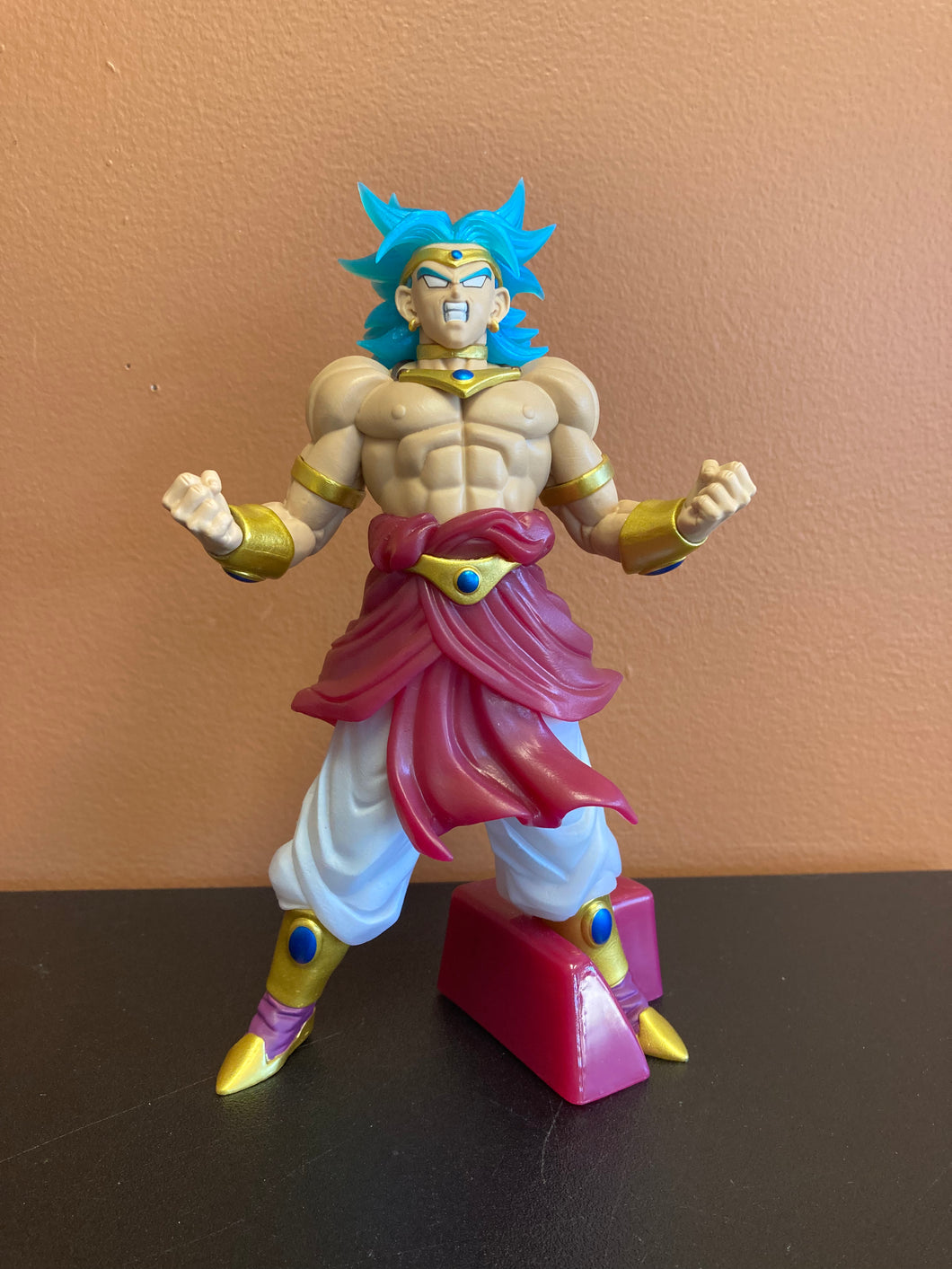 Dragonball Cleerise Super Saiyan Broly Figure Preowned Approx. 7” Tall