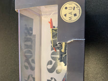 Load image into Gallery viewer, M2 Machines Maui &amp; Sons 1958 Dodge COE Truck &amp; 1944 Jeep MB R61 (damaged)
