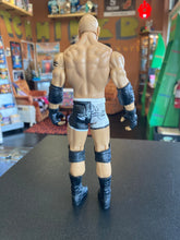 Load image into Gallery viewer, Mattel WWE Battle Pack Series 60 Goldberg Figure only
