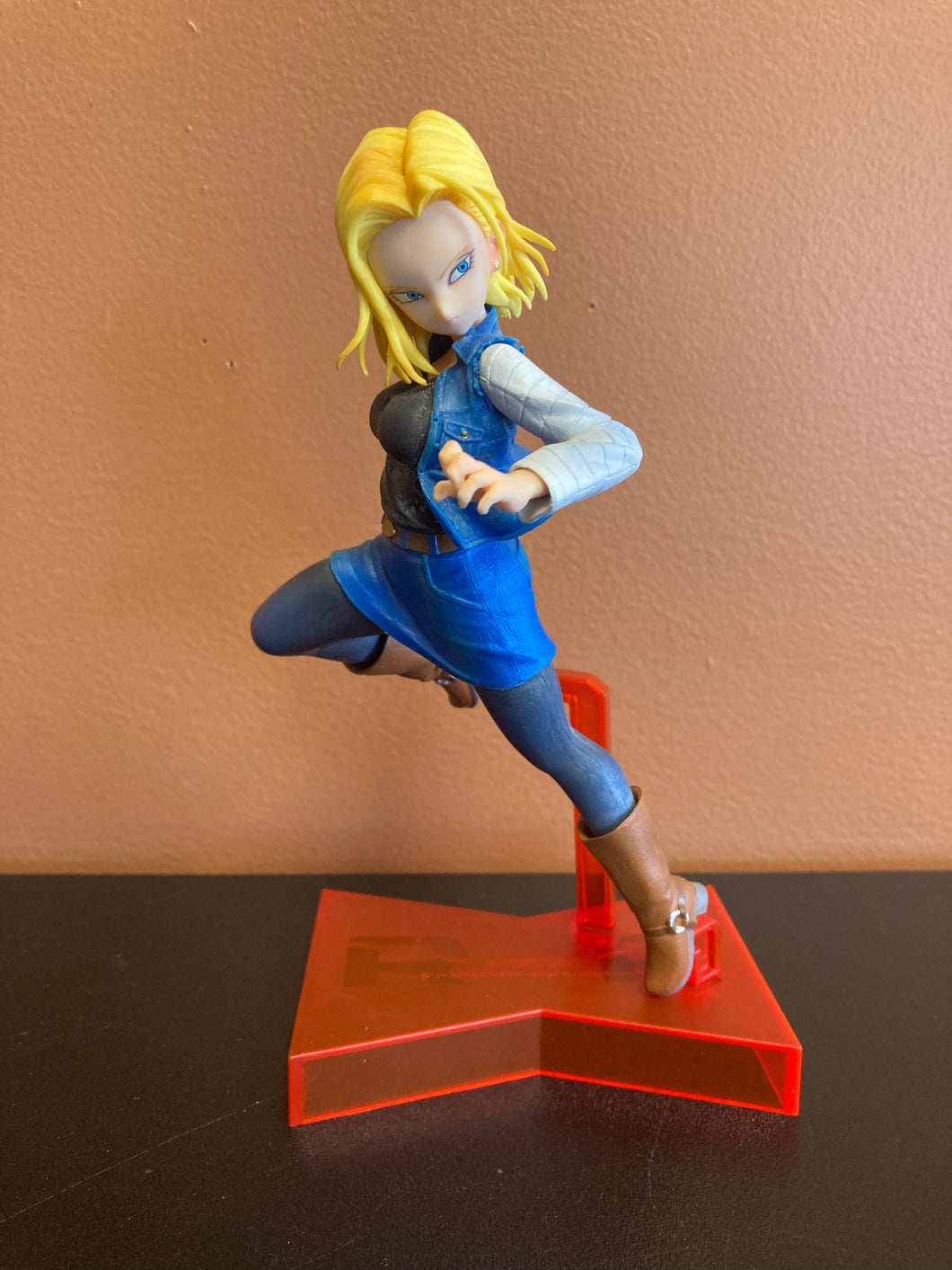 Banpresto Dragonball Fighter 2 Android Battle No.18 Red Ribbon Base Figure Preowned Approx. 7” Tall