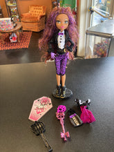 Load image into Gallery viewer, MATTEL Monster High 2011 Sweet 1600 Clawdeen Wolf Doll PREOWNED
