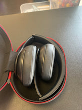 Load image into Gallery viewer, Studio 3 Wireless Beats headphones
