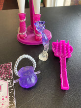 Load image into Gallery viewer, MATTEL Monster High 2011 ORIGINAL Spectra Vondergeist Doll PREOWNED
