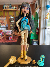 Load image into Gallery viewer, MATTEL Monster High 2010 ORIGINAL Cleo DeNile Doll PREOWNED
