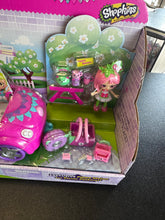 Load image into Gallery viewer, Shopkins Happy Places Berry Fun Convertible Playset Sealed
