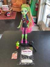 Load image into Gallery viewer, MATTEL Monster High 2012 ORIGINAL Venus McFlytrap Doll PREOWNED
