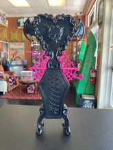 Load image into Gallery viewer, MATTEL Monster High Draculauras Powder Room Playset INCOMPLETE
