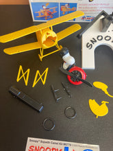 Load image into Gallery viewer, Snoopy And His Sopwith Camel Snap Together Plastic Model Kit Preowned Broken Machine Gun

