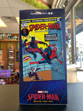 Load image into Gallery viewer, McFarlane Marvel Studios Spider-Man Brand New Day Spider-Man 1:10 Scale Figure
