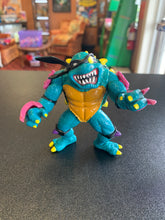 Load image into Gallery viewer, PLAYMATES 1990 Teenage Mutant Ninja Turtles Slash Figure
