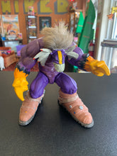Load image into Gallery viewer, McFarlane Toys Spawn 1997 Series 4 The Maxx Figure Only
