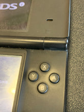 Load image into Gallery viewer, NINTENDO DSi Pokémon Black Edition
