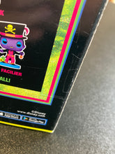 Load image into Gallery viewer, FUNKO POP DISNEY VILLAINS Captain Hook 1081 HotTopic Exclusive
