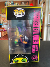 Load image into Gallery viewer, FUNKO POP DISNEY VILLAINS Disguised Evil Queen With Raven 1426 Box Lunch Exclusive

