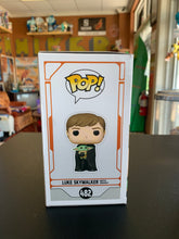 Load image into Gallery viewer, FUNKO POP Star Wars Luke Skywalker With Grogu 482

