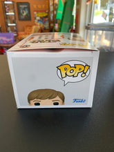 Load image into Gallery viewer, FUNKO POP Star Wars Luke Skywalker With Grogu 482
