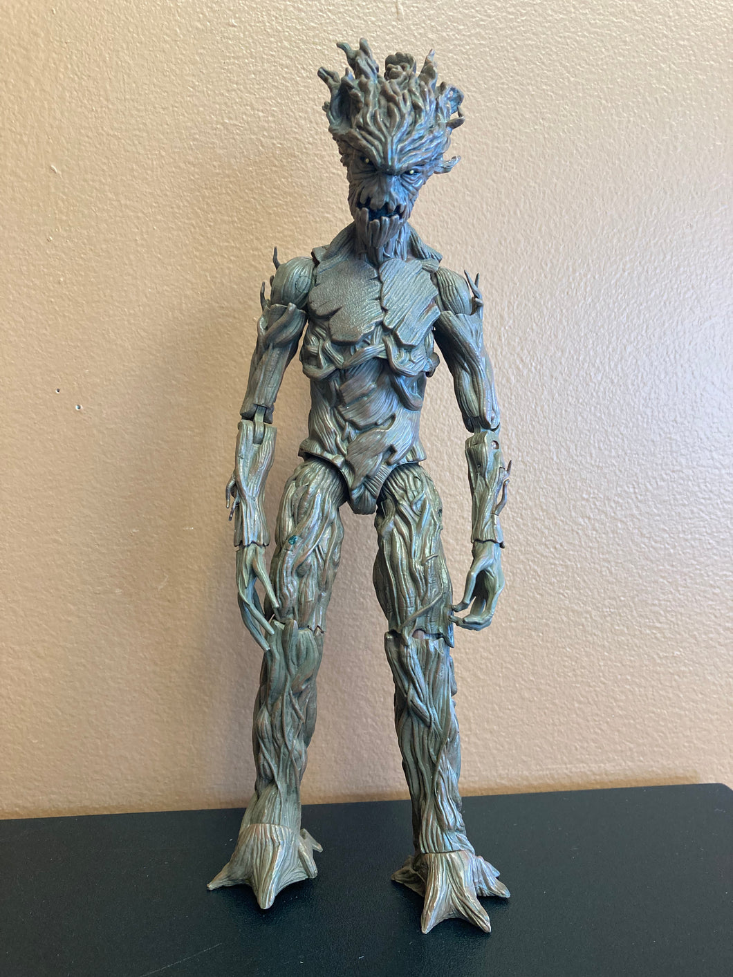 Marvel Legends Groot Comic Edition Entertainment Earth Exclusive Preowned Figure