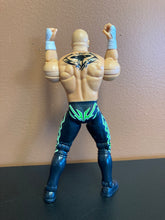 Load image into Gallery viewer, WCW Marvel ToyBiz Slam N Crunch Saturn Loose Preowned Figure
