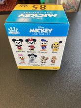Load image into Gallery viewer, FUNKO MINIS Mickey And Friends Donald Duck 85

