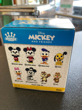 Load image into Gallery viewer, FUNKO MINIS Mickey And Friends Daisy Duck 87
