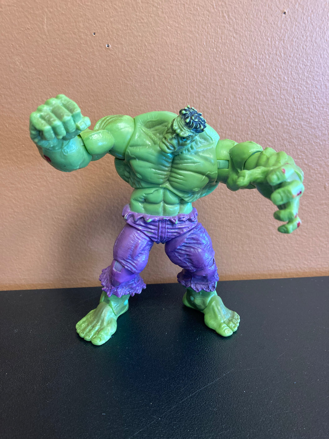 Marvel Universe Incredible Hulk 2009 Added Blood Preowned Figure