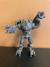 Load image into Gallery viewer, Crysis 2 Heavy Alien Devastator Unit Crytek Unimax - Missing Horns On Back Preowned Figure
