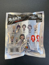 Load image into Gallery viewer, Bleach Thousand-Year Blood War Mystery Figural Bag Clip Series 2
