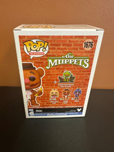 Load image into Gallery viewer, FUNKO POP THE MUPPETS FOZZIE BEAR WITH BANANA 1676
