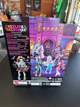 Load image into Gallery viewer, Monster High Skelita Calaveras with Candelita 2026

