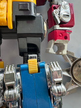Load image into Gallery viewer, Matchbox Diecast 1981 Voltron GB-36 5 Lions Lionbot w/ Sword &amp; Shield
