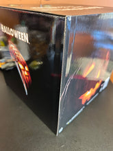 Load image into Gallery viewer, Halloween Jack-O-Lantern 1:1 Collectible Light Up Pumpkin
