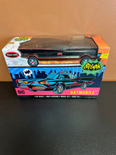 Load image into Gallery viewer, Polar Lights Batman TV 1966 Batmobile 1:25 Snap Model Kit

