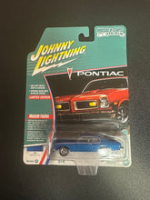 Load image into Gallery viewer, JOHNNY LIGHTNING 1974 PONTIAC GTO REGATTA BLUE 1/64 JLSP386 VER. B
