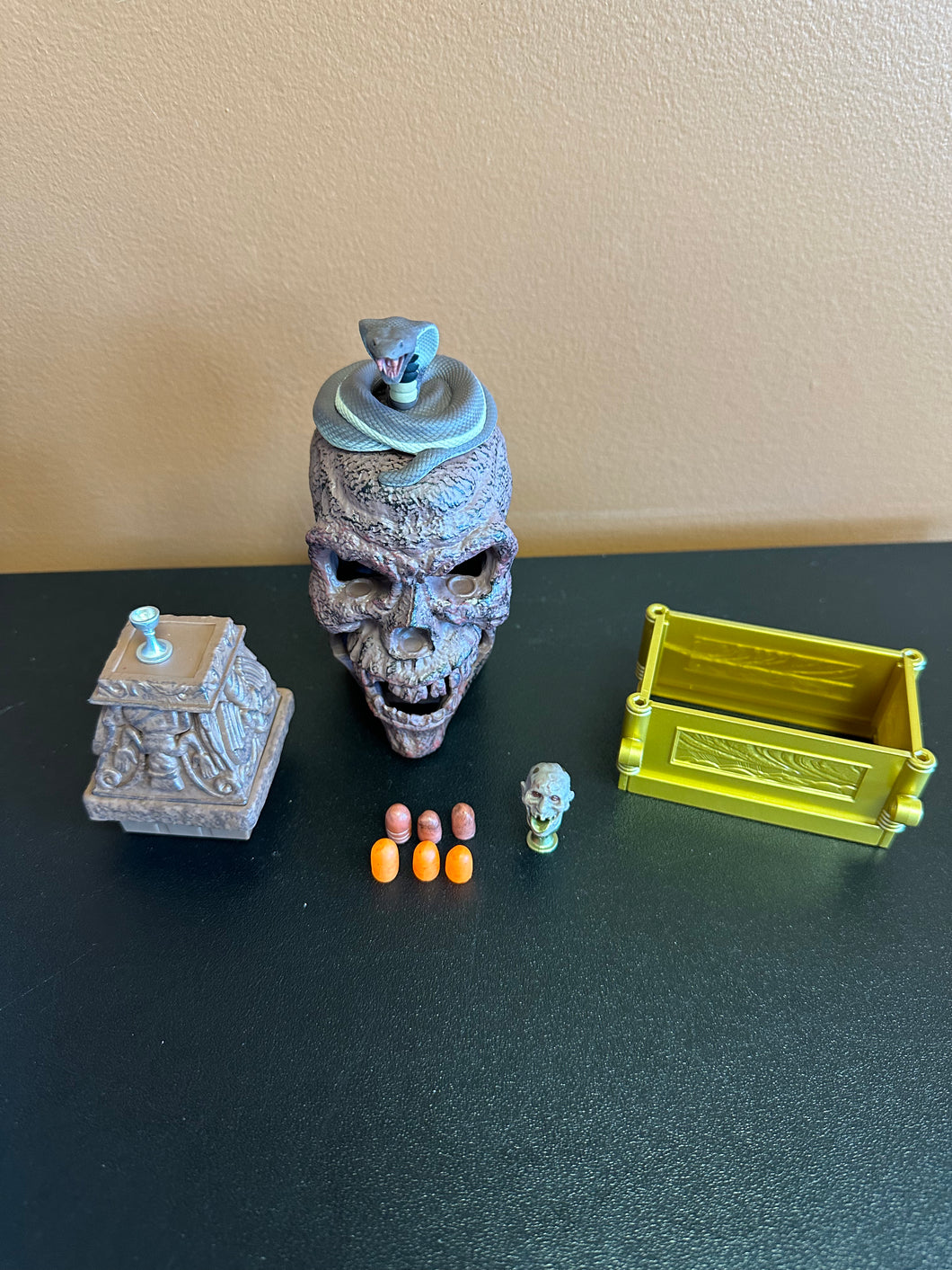 Indiana Jones Adventure Series Build a Figure Skull Temple with Extras