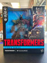 Load image into Gallery viewer, TRANSFORMERS Takara Tomy Studio Series Leader Class Scourge
