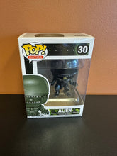 Load image into Gallery viewer, FUNKO POP ALIEN 30 BOX DMG
