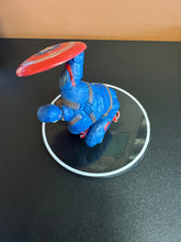 Load image into Gallery viewer, Avcnoers Hero Allia VCF Captain America Crouching Statue Preowned
