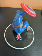 Load image into Gallery viewer, Avcnoers Hero Allia VCF Captain America Crouching Statue Preowned
