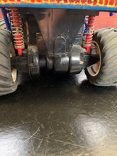 Load image into Gallery viewer, RadioShack SAMSON 4x4 Monster Machine RC Car PREOWNED NONWORKING

